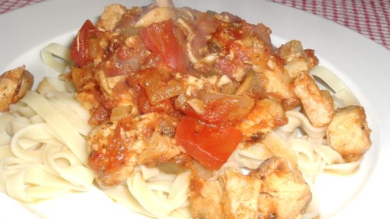 Halal Chicken Salsa Pasta: Spicy, Garlicky Comfort in 30 Minutes