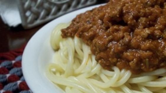 Halal Leftovers Spaghetti Sauce: Hearty and Budget-Friendly Ground Beef Pasta